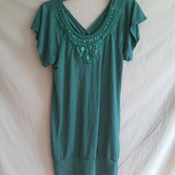 Vanity teal beaded top - Picture 3 of 5